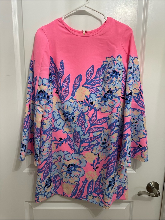 Lilly Pulitzer Dresses & Skirts - Lilly Pulitzer Pink Floral Shift with Blue Accents